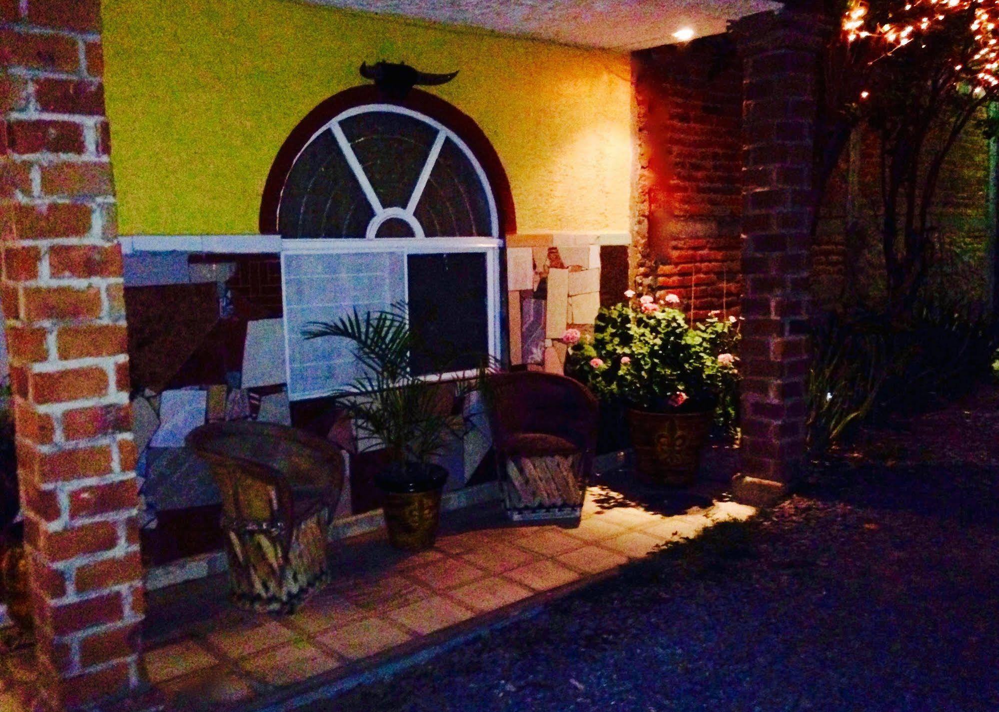 Hotel Mi Pueblito Tonalá Exterior foto