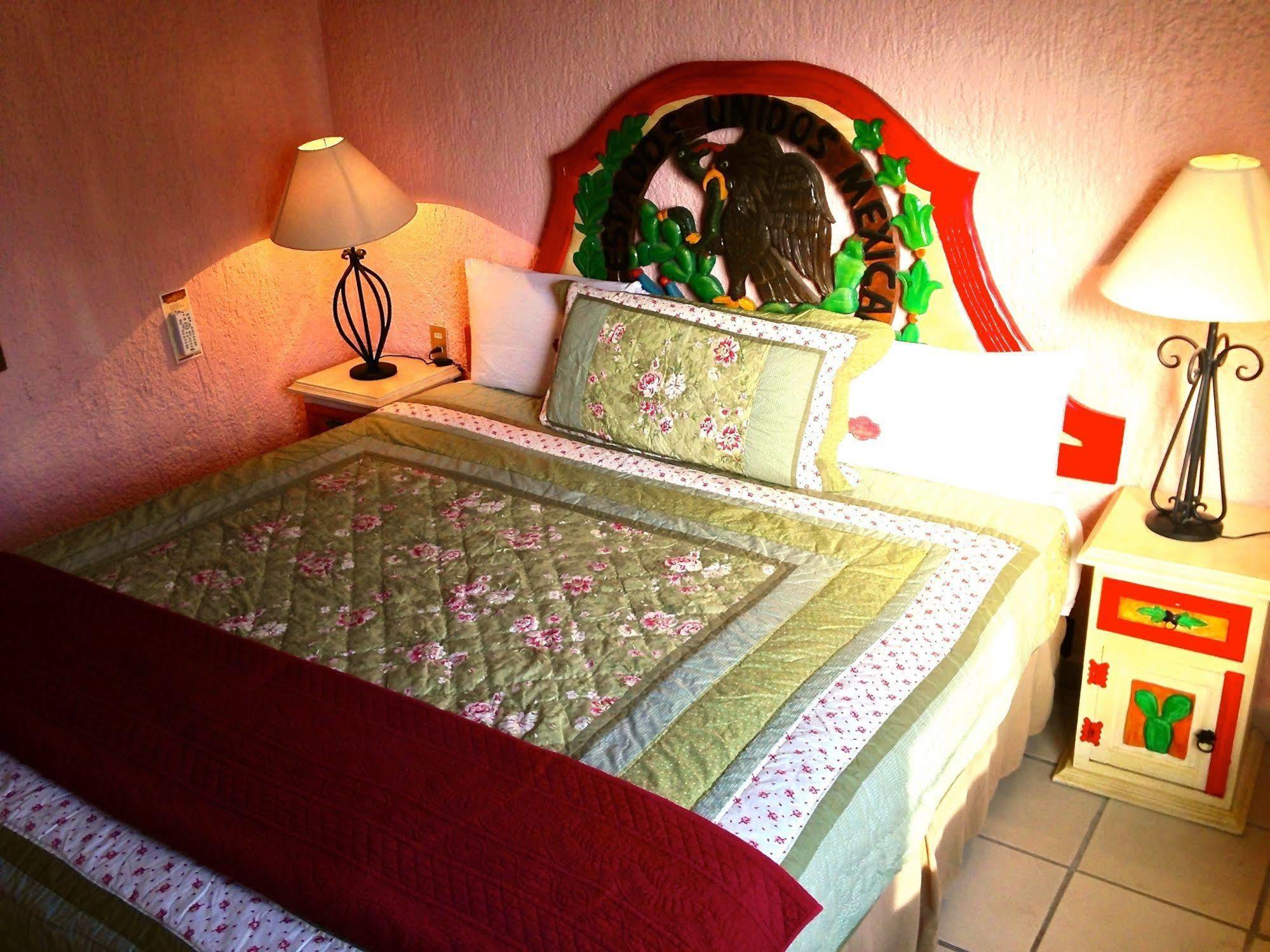 Hotel Mi Pueblito Tonalá Exterior foto